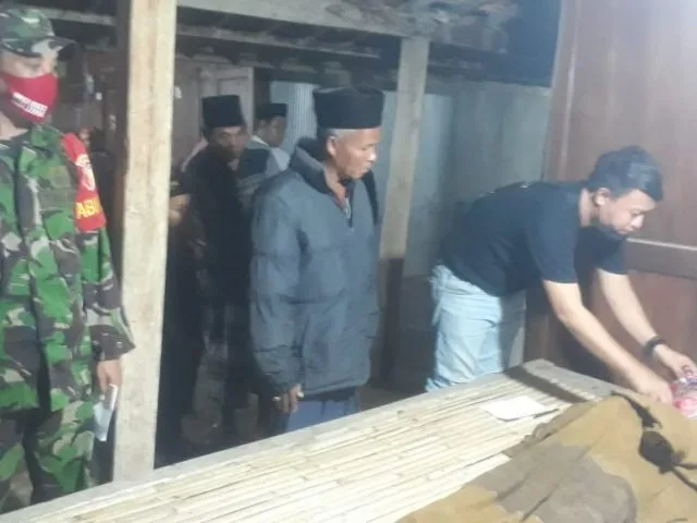 Kakek di Bangkalan Dilaporkan Gantung Diri 