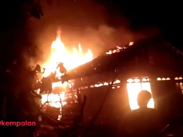 Rumah Warga Terbakar