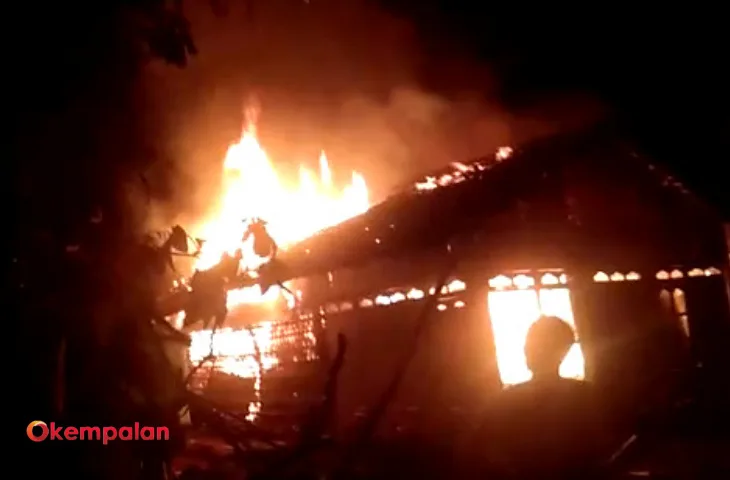 Rumah Warga Terbakar