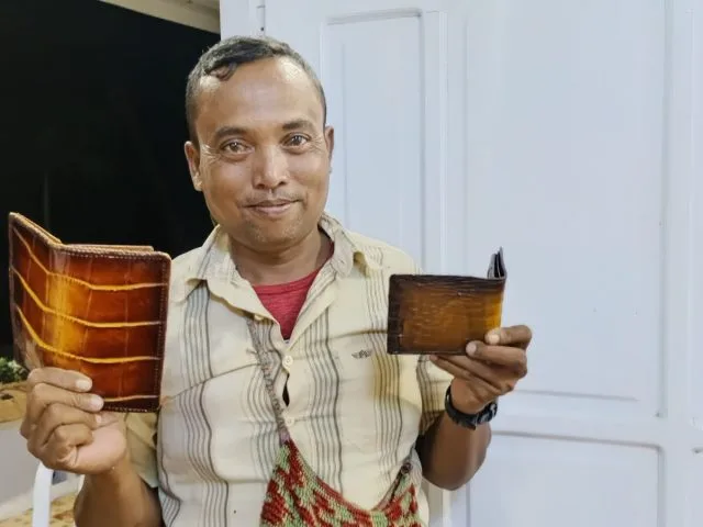 Dompet Kulit Buaya Khas Merauke