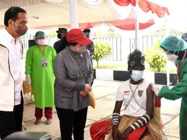 Presiden Pastikan Vaksinasi Merata dari Sabang sampai Merauke