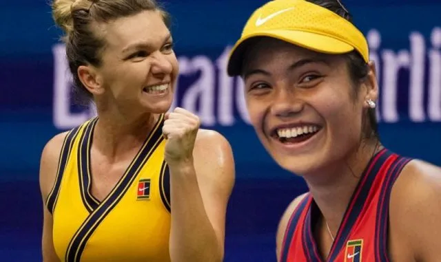Emma Raducanu (kanan) dan Simona Halep (kiri) setelah sama-sama jadi petenis top dunia. (Foto: Eurosport)