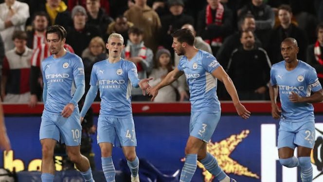 
					Para pemain Man City merayakan gol Phil Foden ke gawang Brentford (Reuters) 