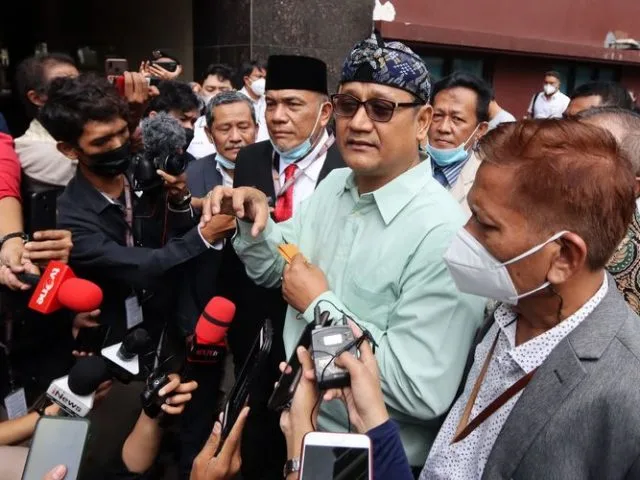 Edy Mulyadi Ditahan di Bareskrim Polri
