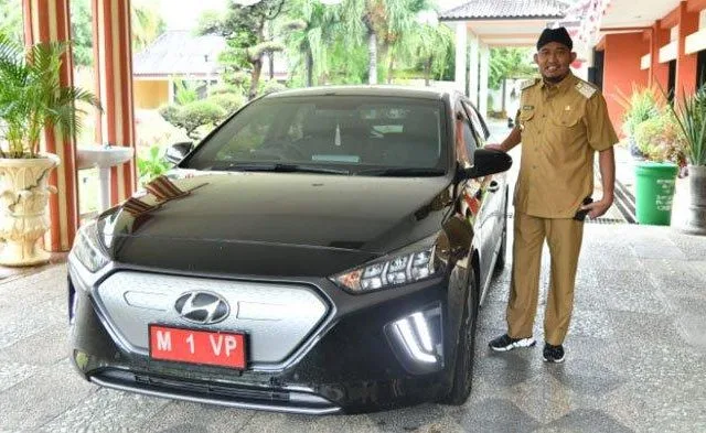 Mobil Listrik Ioniq Kendaraan Dinas