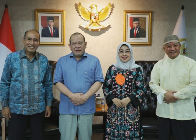 
					Dugaan pelanggaran Undang-Undang Nomor 8 Tahun 2019 tentang Penyelenggaraan Haji dan Umroh yang dilakukan oleh Kementerian Agama (Kemenag), mendapat perhatian serius Dewan Perwakilan Daerah Republik Indonesia (DPD RI).