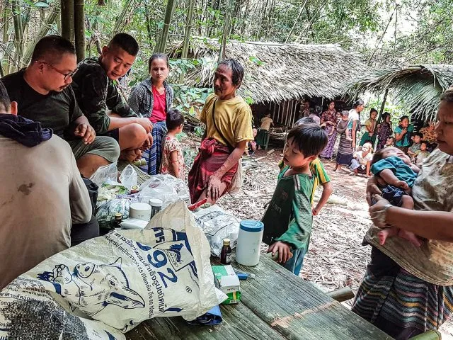 Ilustrasi warga Myanmar yang terlantar-Nikkei Asia