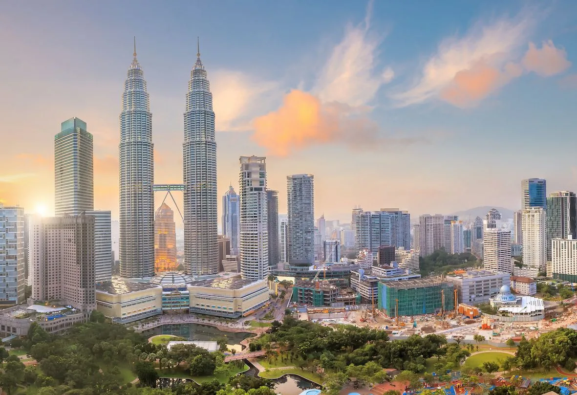 Menara Petronas-BekasiMedia