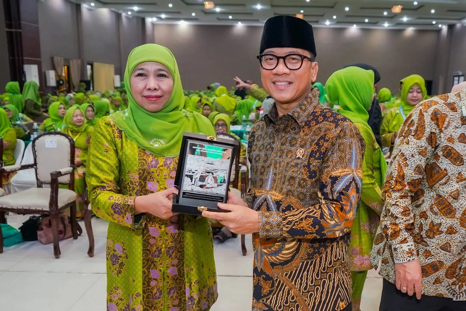 Menkop Ajak Muslimat NU Ciptakan Pemerataan Ekonomi Umat Melalui Koperasi, Mendes Ajak Bangun Desa Inklusif Berkelanjutan