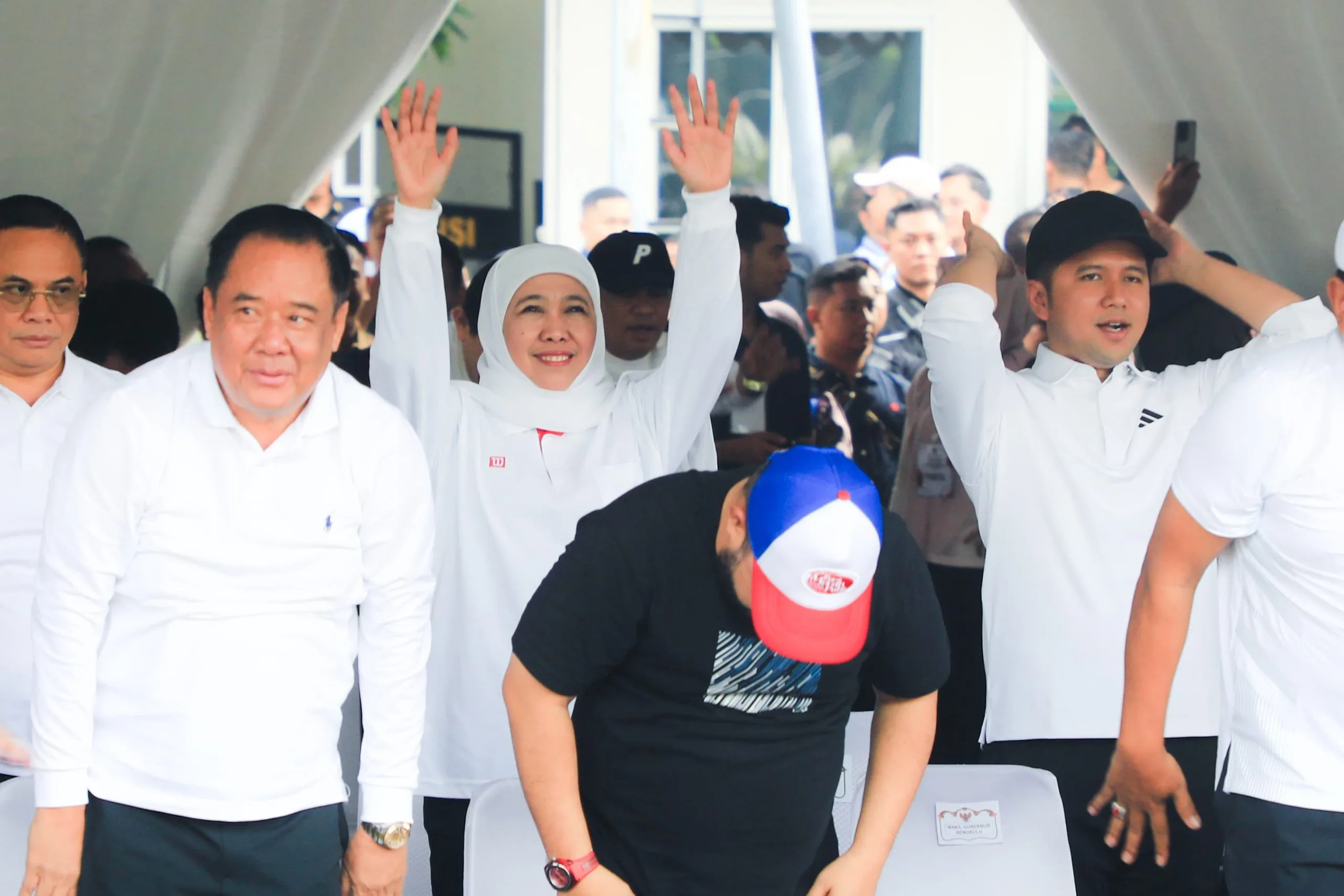 Ikuti Gladi Kotor Pelantikan Kepala Daerah-Wakil Kepala Daerah, Khofifah: Satukan Barisan Pikiran dan Program Untuk Majukan NKRI