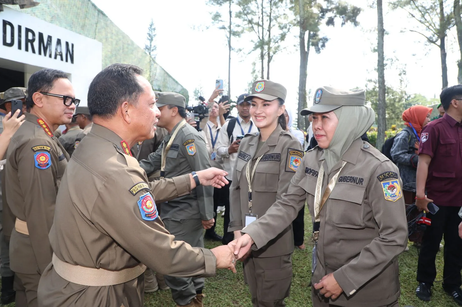 Siapkan Strategi Innovative Financing di Tengah Kebijakan Efisiensi, Gubernur Khofifah: Pastikan Program Pembangunan Pemerintah Daerah Inline Dengan Pusat
