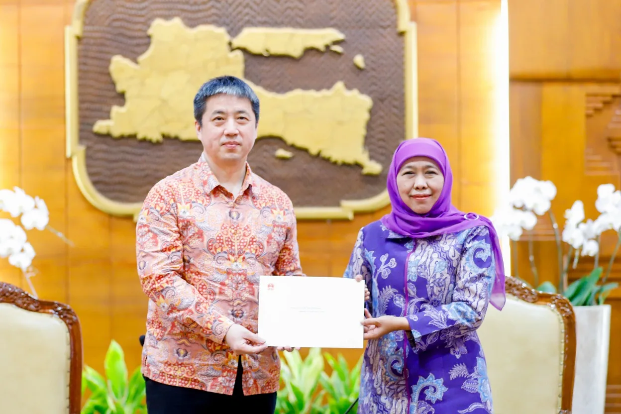 Terima Kunjungan Konjen RRT Di Surabaya, Gubernur Khofifah Bahas Peluang Kerjasama Sektor Peternakan, Kesehatan Hingga Sosial Budaya