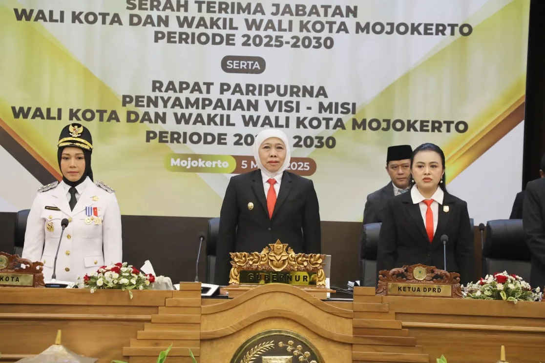 Hadiri Sertijab Walikota dan Wakil Walikota Mojokerto, Gubernur Khofifah Ajak Siapkan Sekolah Rakyat untuk Keluarga Miskin dan Miskin Ekstrim