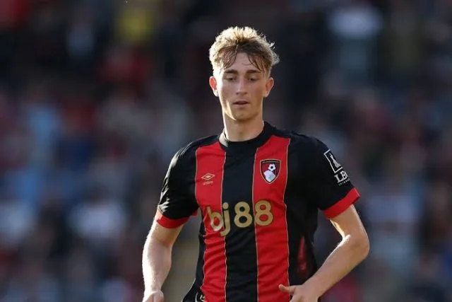 Bek tengah AFC Bournemouth dan timnas Spanyol Dean Huijsen membela Real Madrid musim depan. (Foto: Managing Madrid)