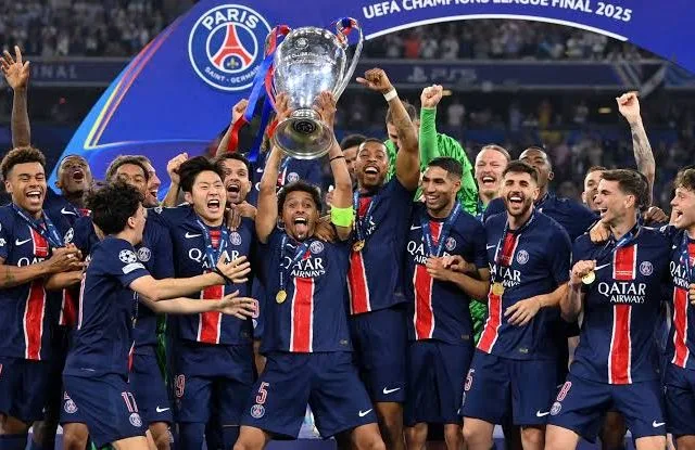 Selebrasi pemain-pemain Paris Saint-Germain (PSG) setelah memenangi Liga Champions. (Foto: France24)