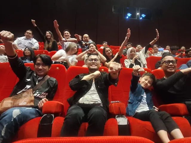 Suasana nobar "Superman (2025)" bersama Law Movie Club di bioskop Tunjungan Plaza XXI, Surabaya, Rabu (9/7). (Foto: Istimewa)