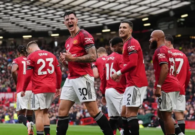 Ekspresi striker Manchester United Benjamin Sesko setelah menjebol gawang Sundeland AFC, Sabtu malam (4/10). (Foto: Independent)