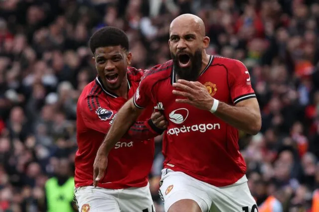 Striker Manchester United Bryan Mbeumo setelah menjebol gawang Manchester City, Sabtu (17/1). (Foto: Manchester Evening News)