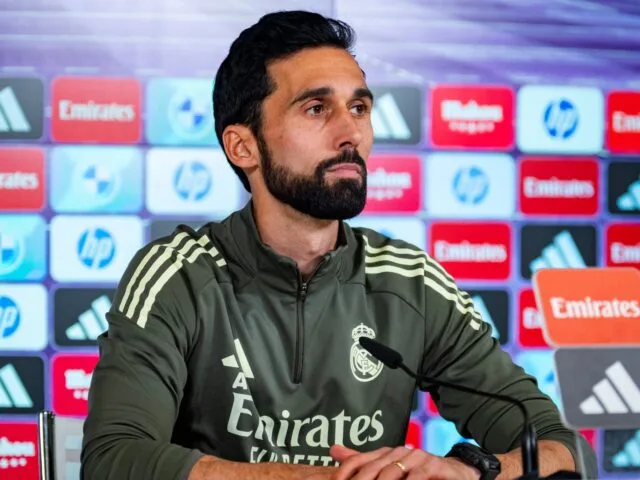 Alvaro Arbeloa saat ditunjuk menggantikan Xabi Alonso sebagai pelatih Real Madrid. (Foto: YMP)
