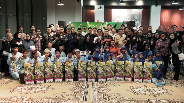 MBI Surabaya Berbagi dengan 30 Anak Yatim Piatu dalam MBI Surabaya Peduli, Sabtu (7/3). (Foto: Istimewa)